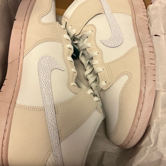 NWT Nike dunk, high retro PRM. Tan special edition size 12 - Picture 2 of 6
